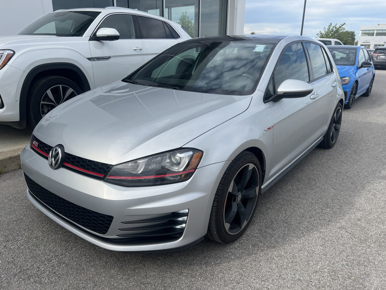 Volkswagen Golf GTI AUTOBAHN CUIR TOIT PANO FENDER AUDIO CARPLA 2016