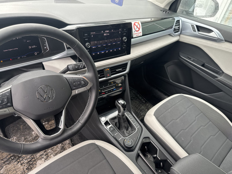 2025 Volkswagen TAOS