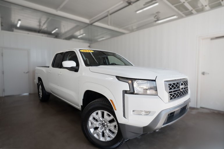 2022 Nissan FRONTIER SV