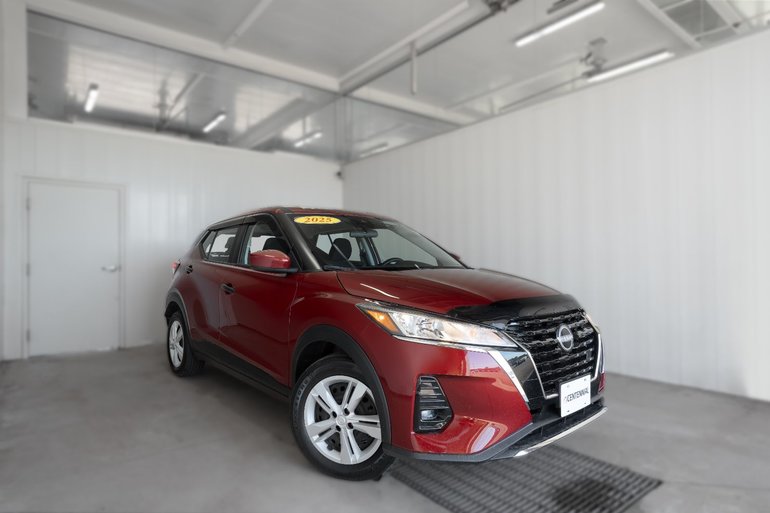 2025 Nissan KICKS PLAY S