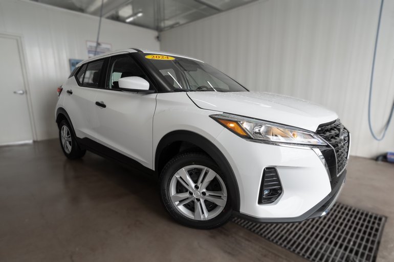 2024 Nissan KICKS S