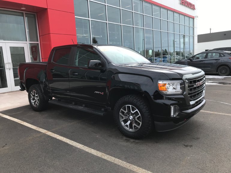 2021 GMC Canyon AT4 4x4 Crew Cab