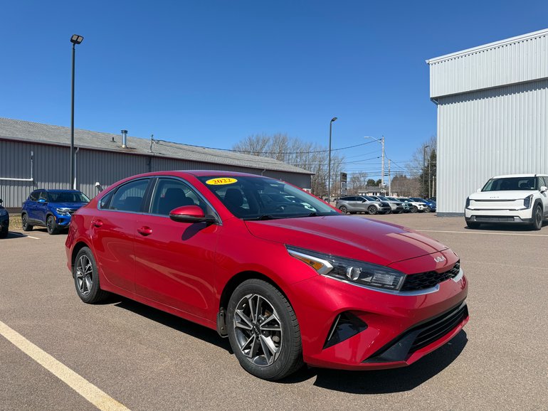 2022 Kia Forte EX