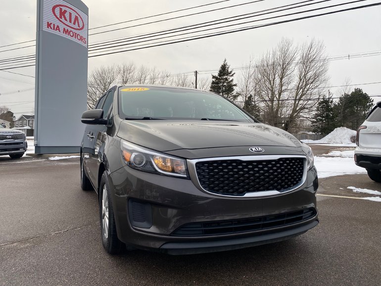 2018 Kia Sedona LX