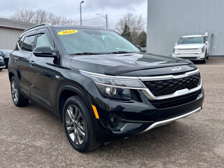 2023 Kia Seltos EX AWD