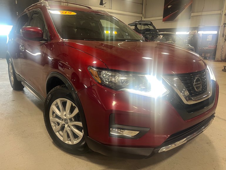 2019 Nissan ROGUE SV