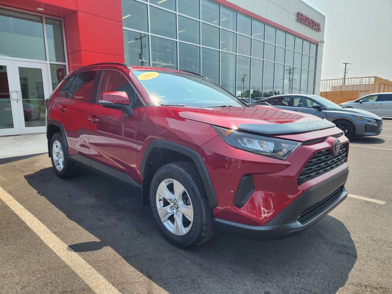 2019 Toyota RAV4 LE