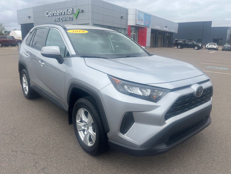2019 Toyota RAV4 LE AWD
