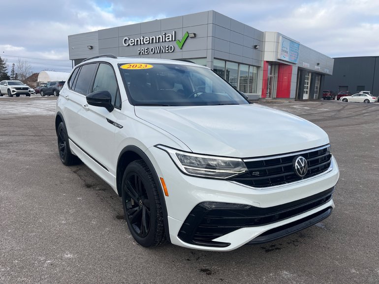 2023 Volkswagen Tiguan Comfortline R-Line Black Edition 4Motion AWD