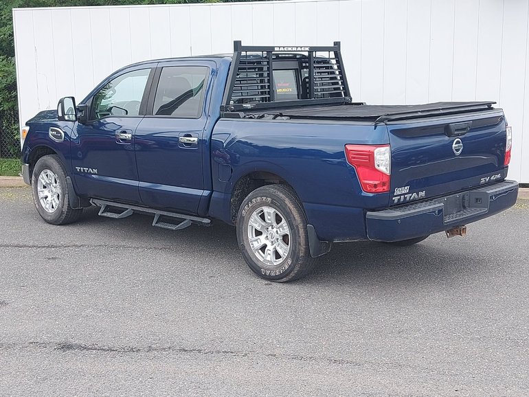 2017 Nissan TITAN