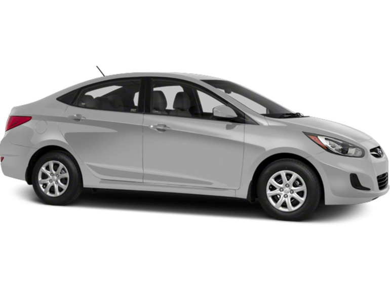 2013 Hyundai Accent L | Auto | Tilt | TractionControl | Aux