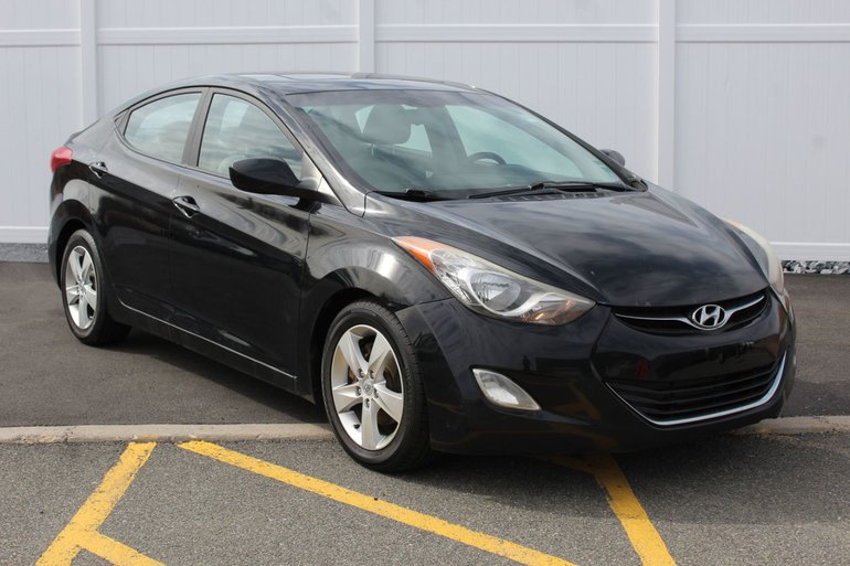 2012 Hyundai Elantra GLS | SunRoof | USB | HtdSeats | Bluetooth