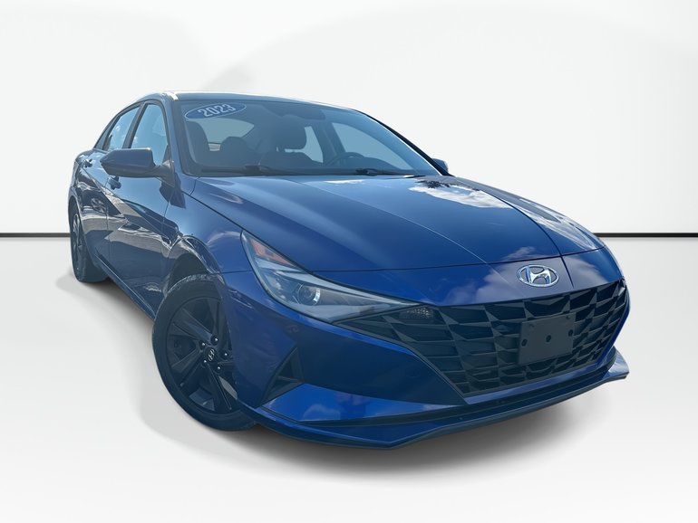 2023 Hyundai Elantra Preferred | Cam | HtdSeats | Warranty to 2028