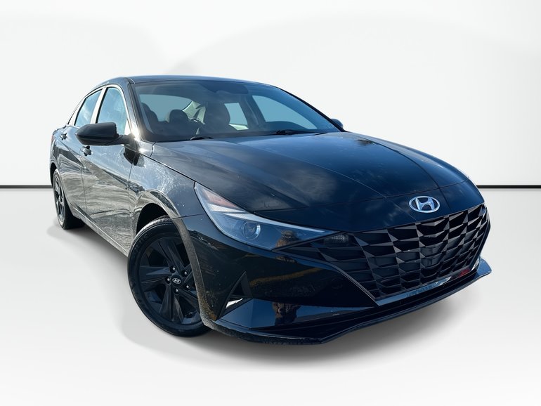 2023 Hyundai Elantra Preferred | Cam | HtdSeats | Warranty to 2028