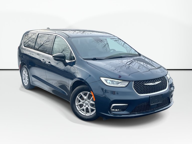 2024 Chrysler Pacifica Touring-L | Leather | Cam | USB | HtdSeats