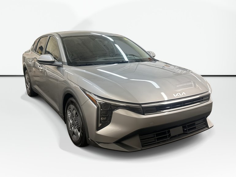 2025 Kia K4 LX
