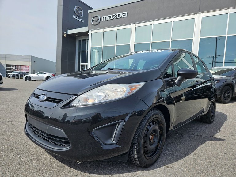 Ford Fiesta SE A/C SIEGES CHAUFFANTS PRISE AUX LECTEUR CD 2013