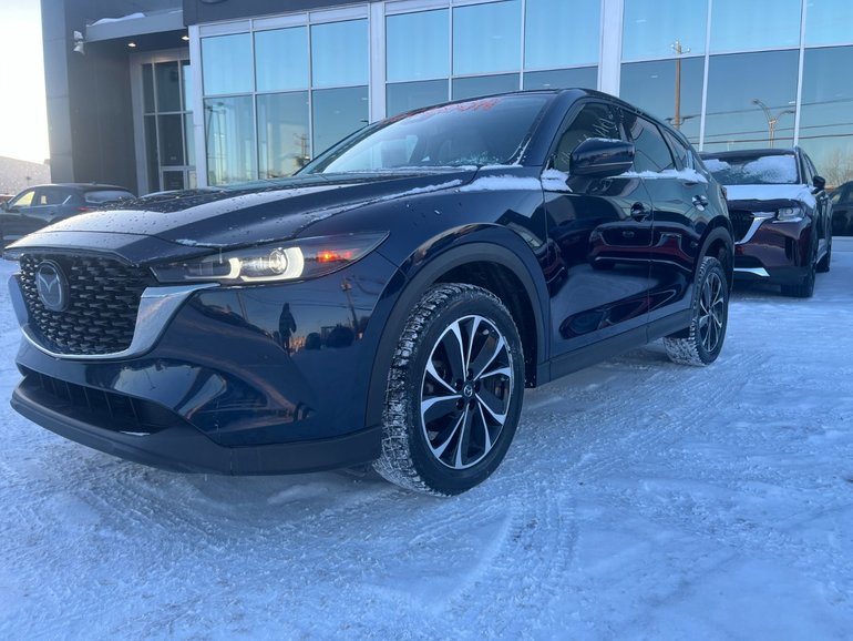 2023 Mazda CX-5 GT AWD TOIT SIEGES CUIR CHAUFFANTS VENTILES BOSE
