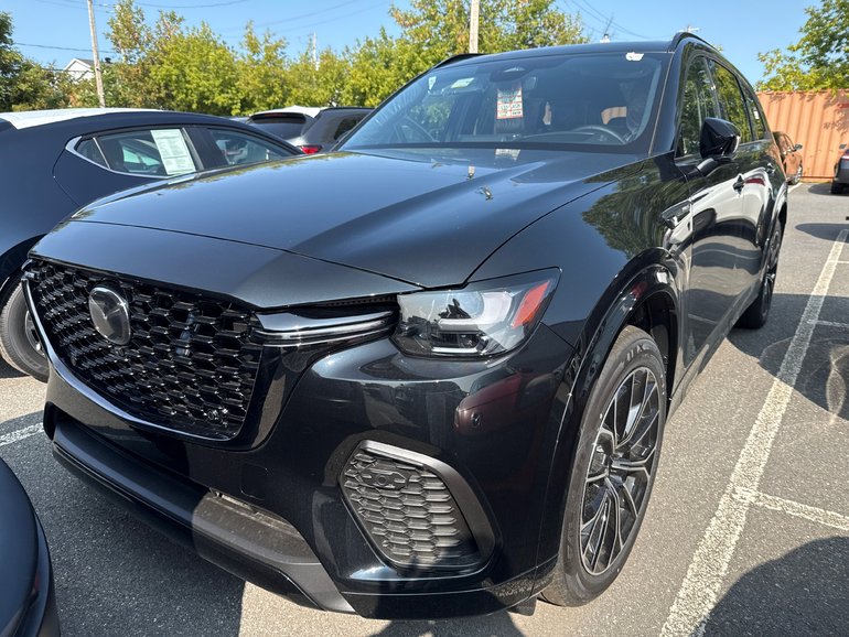 2025 Mazda CX-70 Plug-In Hybrid