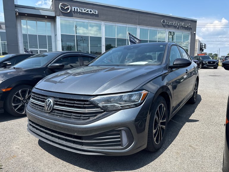 Volkswagen Jetta COMFORTLINE TOIT SIEGE CONDUCTEUR ELECTRIQUE MAGS 2023