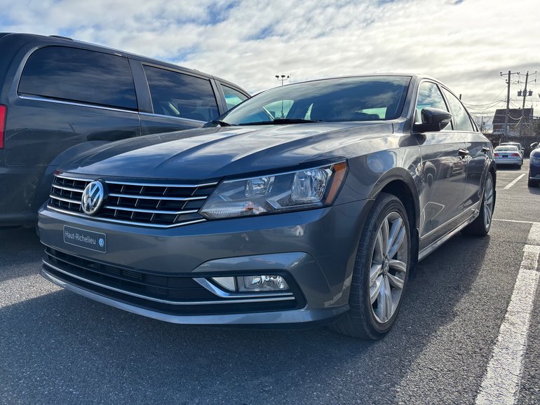 2016 Volkswagen Passat HIGHLINE TOIT CUIR SIEGES ELECTRIQUES CHAUFFANTS