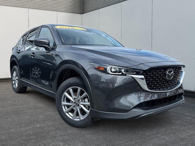 2024 Mazda CX-5 GS | Leather | Cam | USB | Warranty to 2031