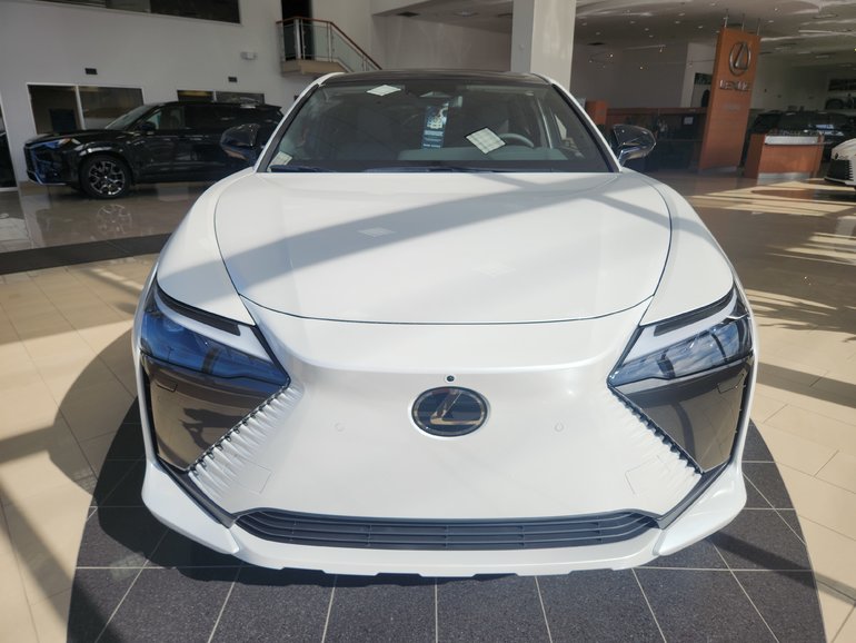 2025 Lexus RZ