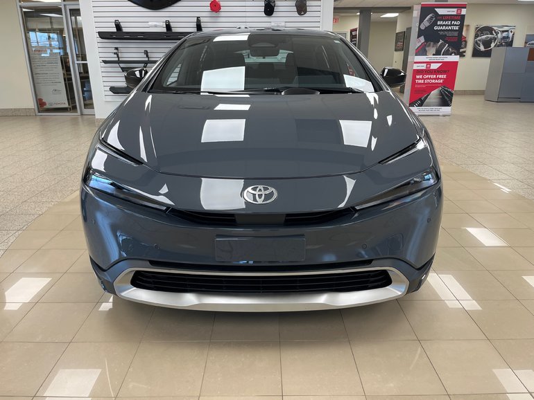 2025 Toyota Prius Plug-in Hybrid