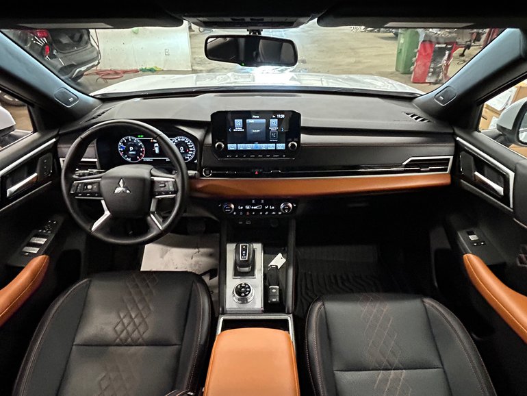 2024 Mitsubishi Outlander