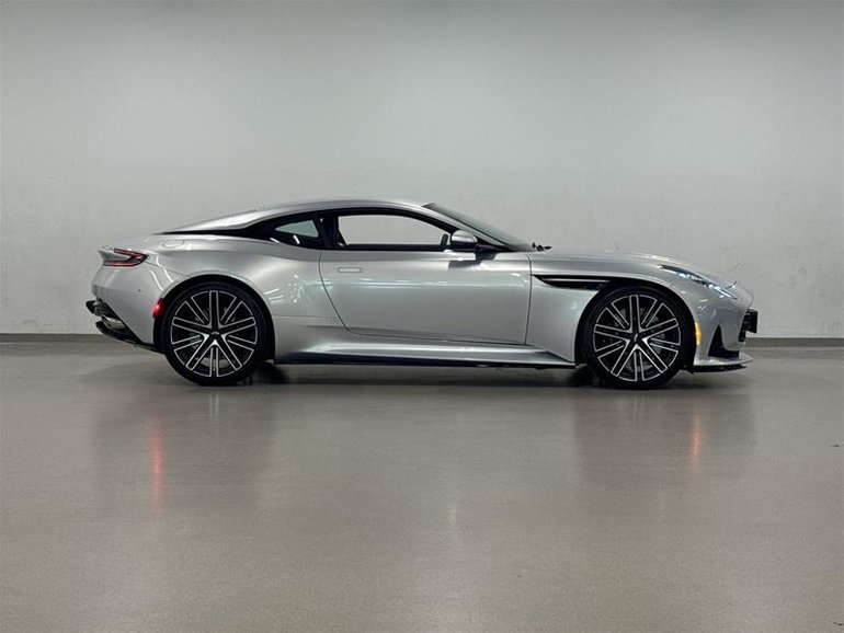 2024 Aston Martin DB12