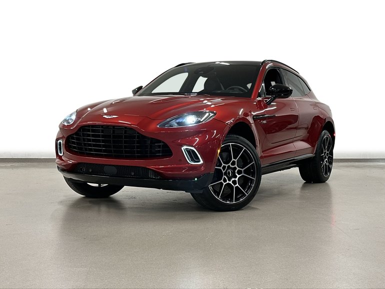 Aston Martin DBX  2021