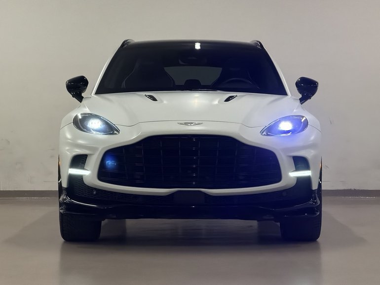 2025 Aston Martin DBX707