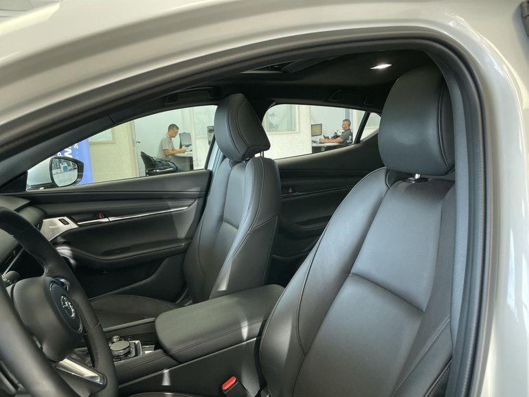 2025 Mazda Mazda3 Sport
