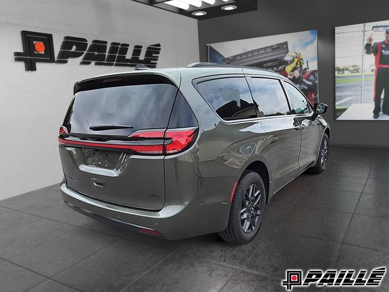 2027 Chrysler Pacifica
