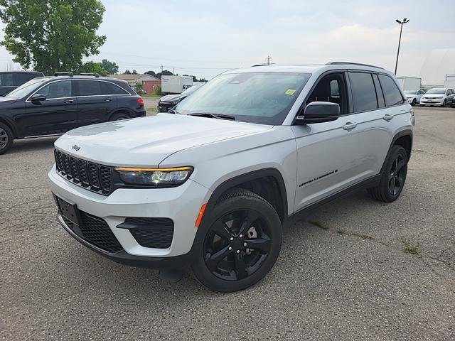 2024 Jeep Grand Cherokee Altitude
