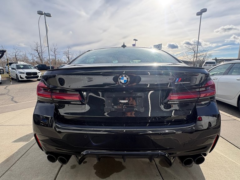 2022 BMW M5