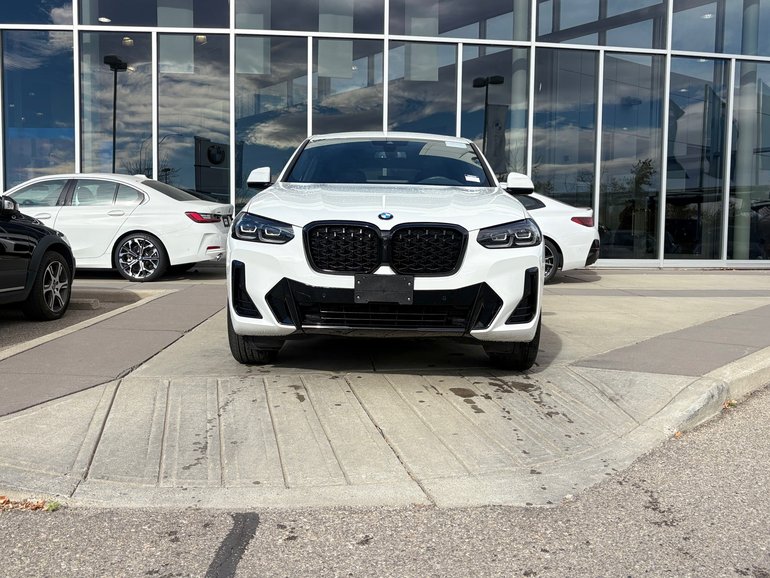 2025 BMW X4