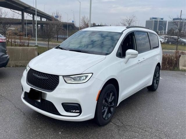 2022 Chrysler Pacifica Touring AWD