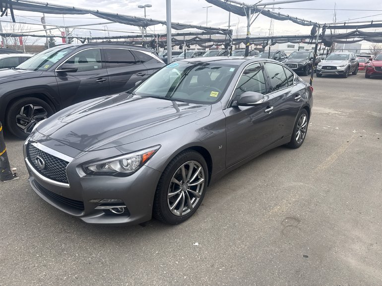 2015 Infiniti Q50
