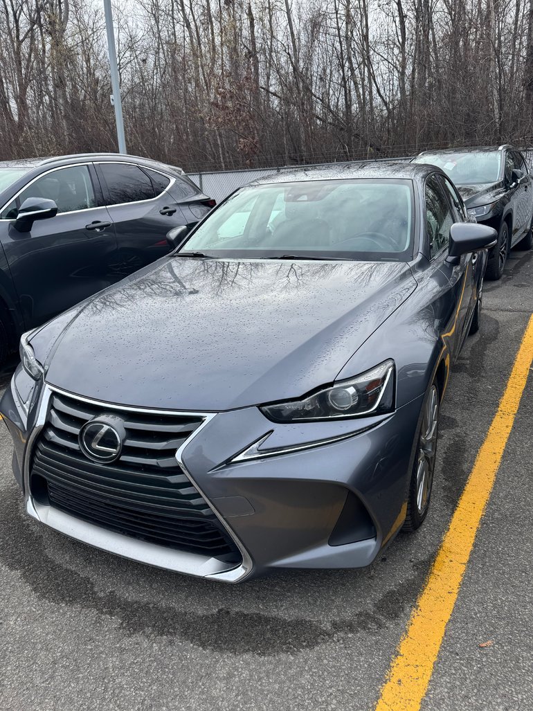 2018 Lexus IS 300