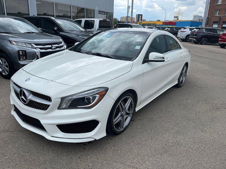 2014 Mercedes-Benz CLA250 4MATIC Coupe, Navigation, Leather, Heated Seats