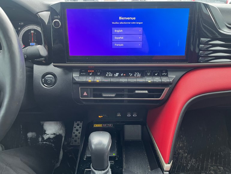 2025 Toyota Camry Hybrid