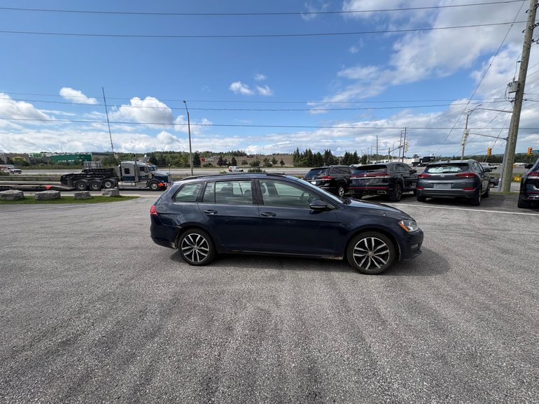 2017 Volkswagen Golf Sportwagen