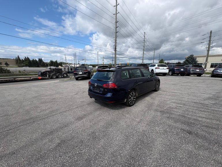 2017 Volkswagen Golf Sportwagen