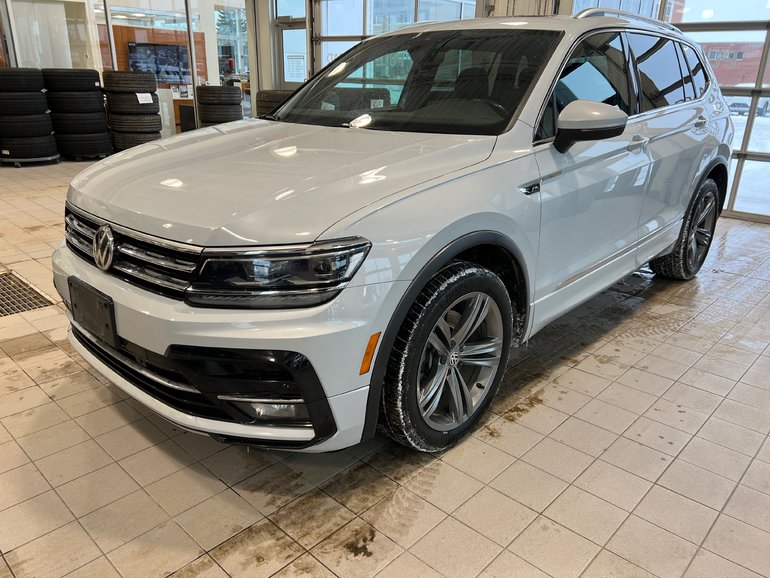 2019 Volkswagen Tiguan Highline R-Line Package, Driver Assistance