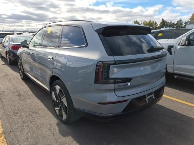 2025 Volvo EX90