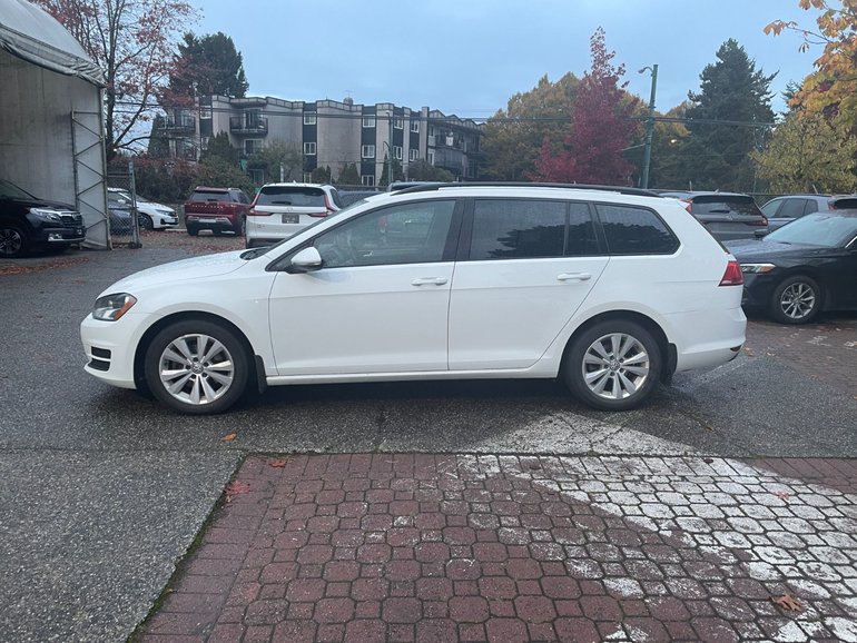 2016 Volkswagen Golf Sportwagen