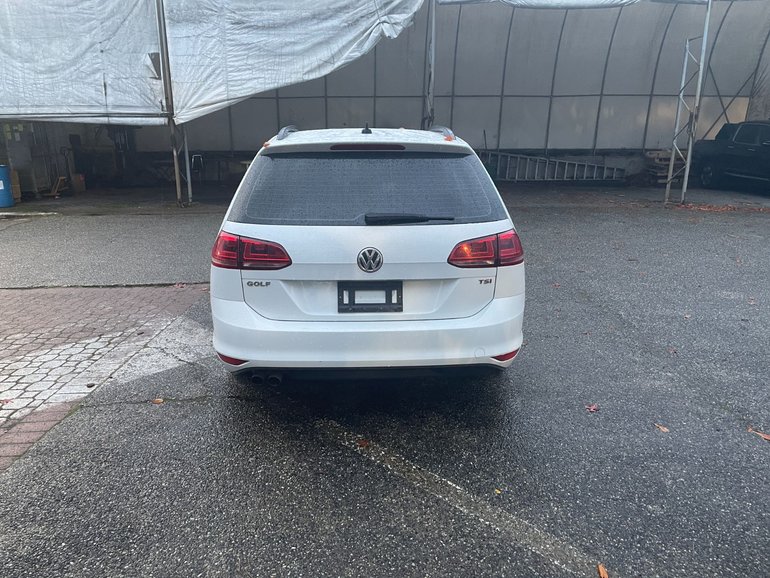 2016 Volkswagen Golf Sportwagen