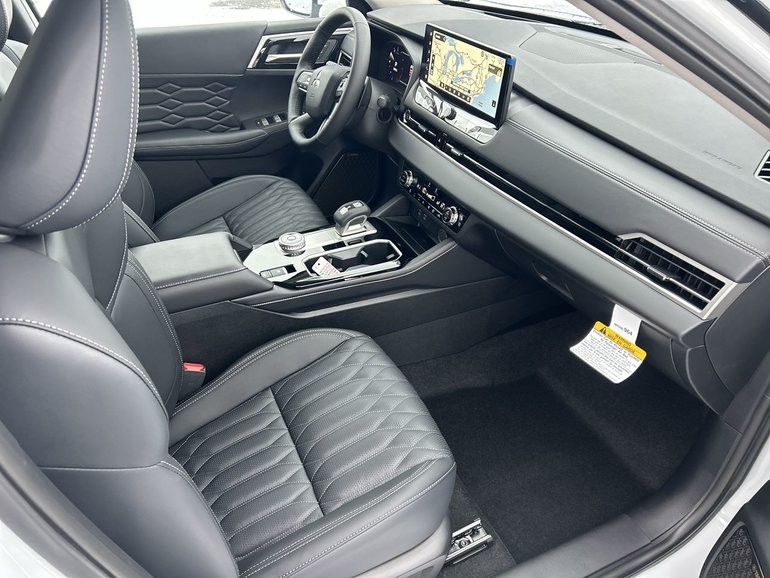 2026 Mitsubishi Outlander