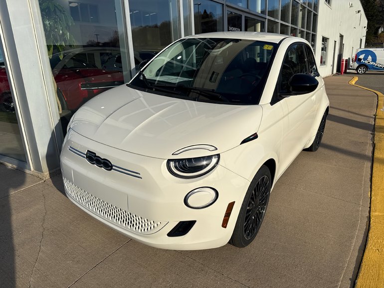 2025 Fiat 500e